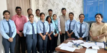 Seven UMU pharmacy students chosen for ‘Scholarship for Daughters’ programme